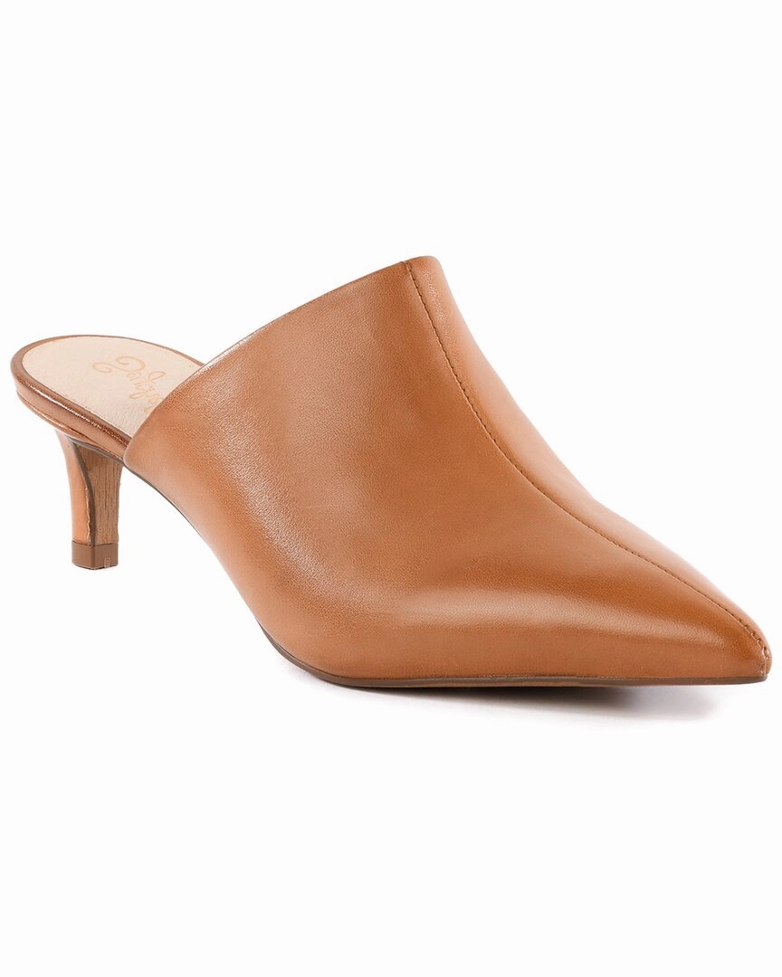 Seychelles Stefani Leather Mule Multi Surface Streamlined Design