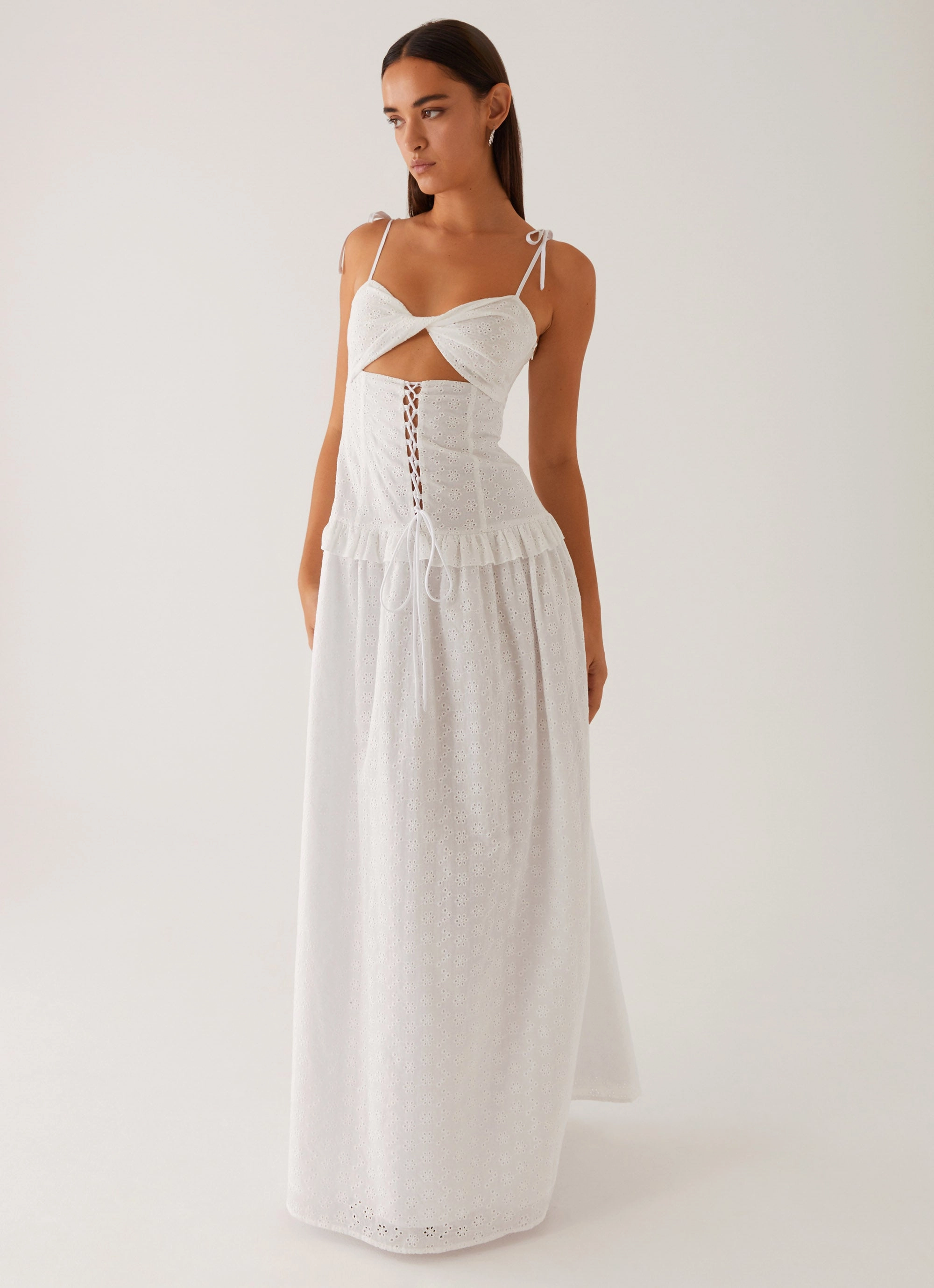 Reveria Twist Maxi Dress - Ivory Simple Chic Subtle design