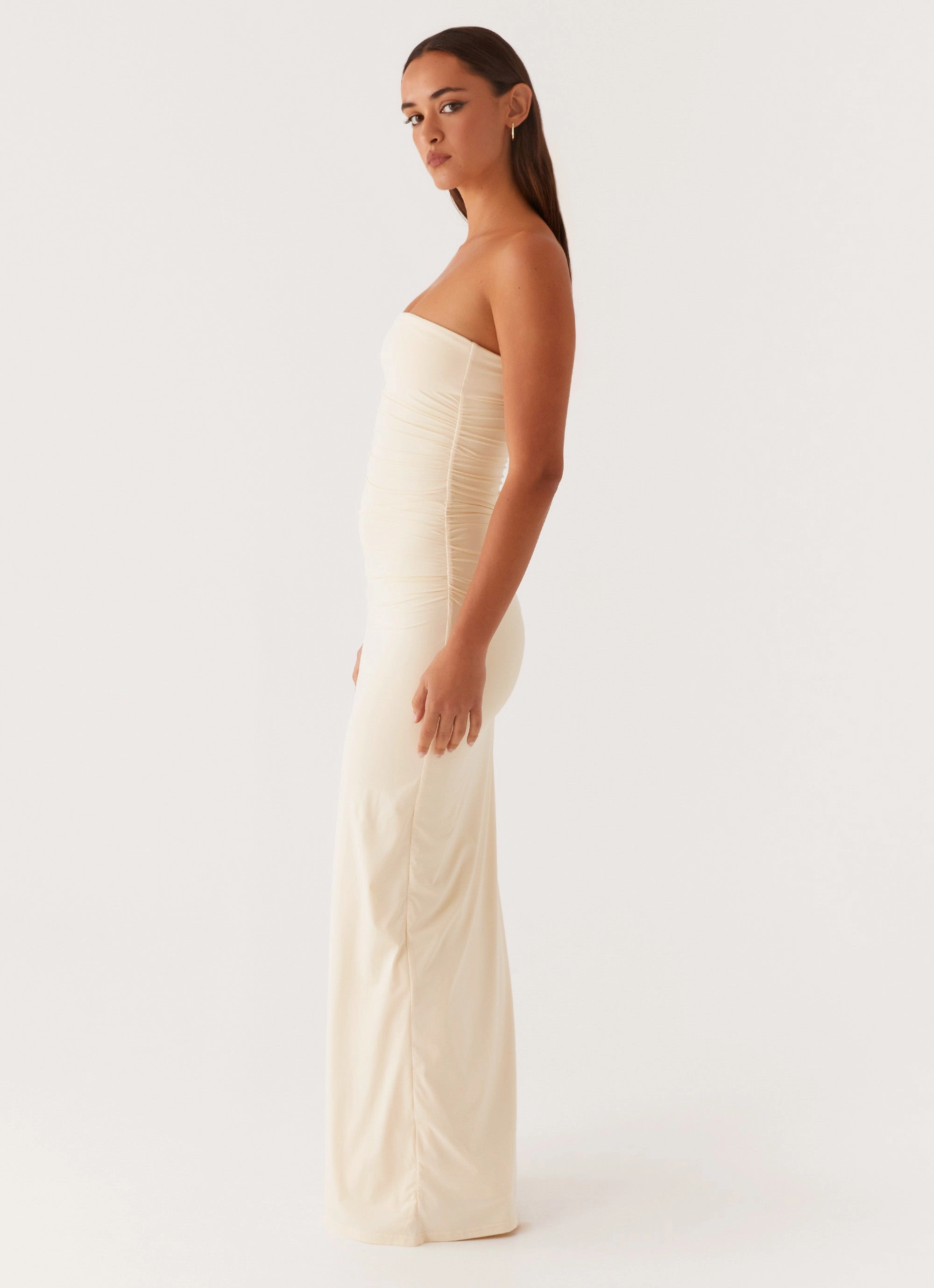Silky Movement Light Soft Romee Strapless Maxi Dress - Pastel Yellow