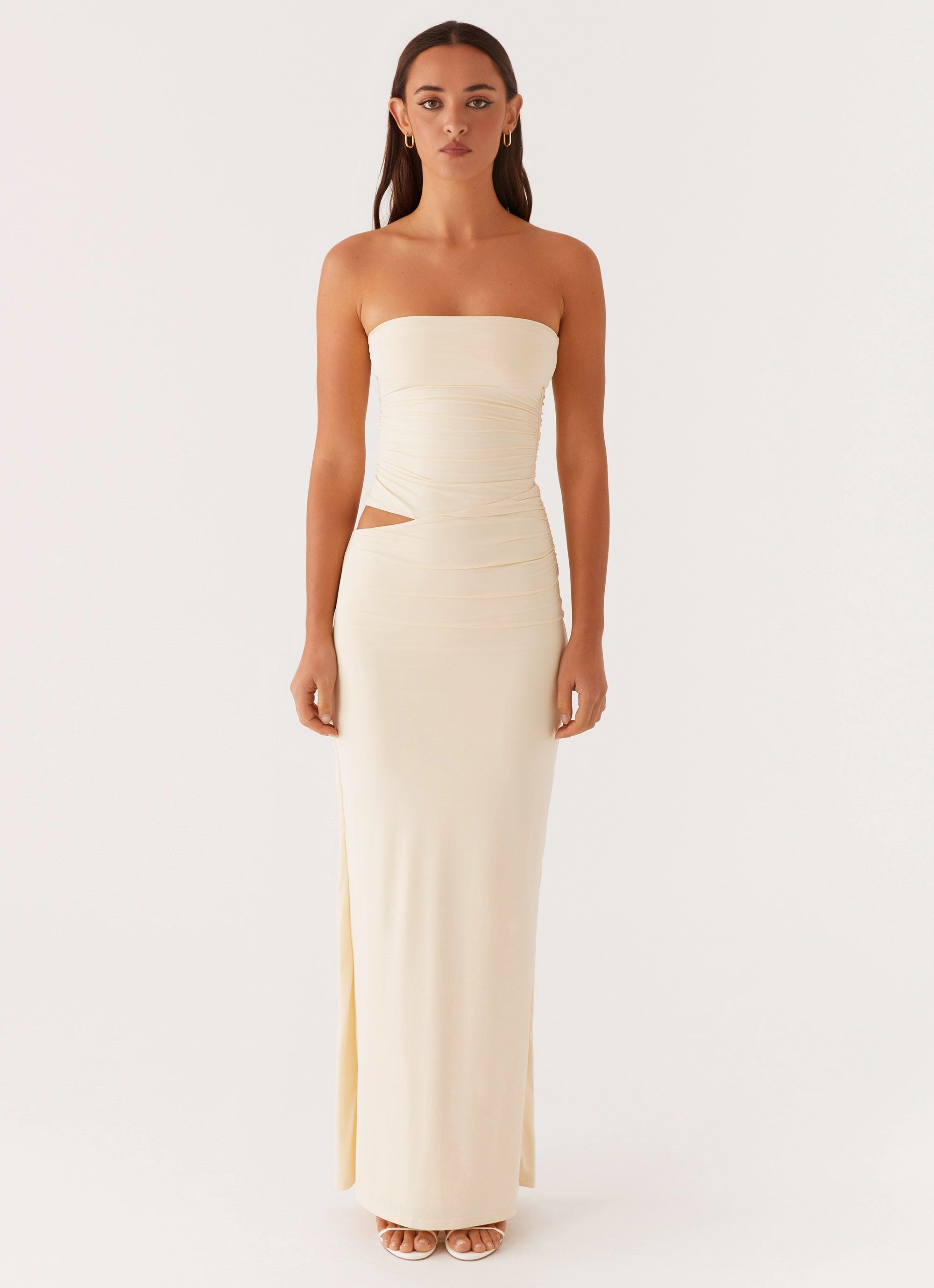 Minimalist fit-and-flare Free Shape Romee Strapless Maxi Dress - Pastel Yellow