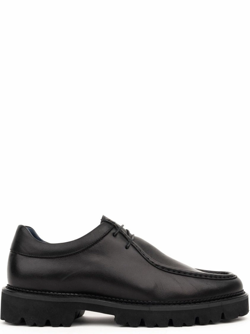 Casual Black Closed Flats Formal Shoes Embossed Patterns Stain Proof