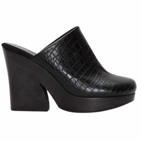 Toman Clog In Black Stretchable Mesh Canvas Material