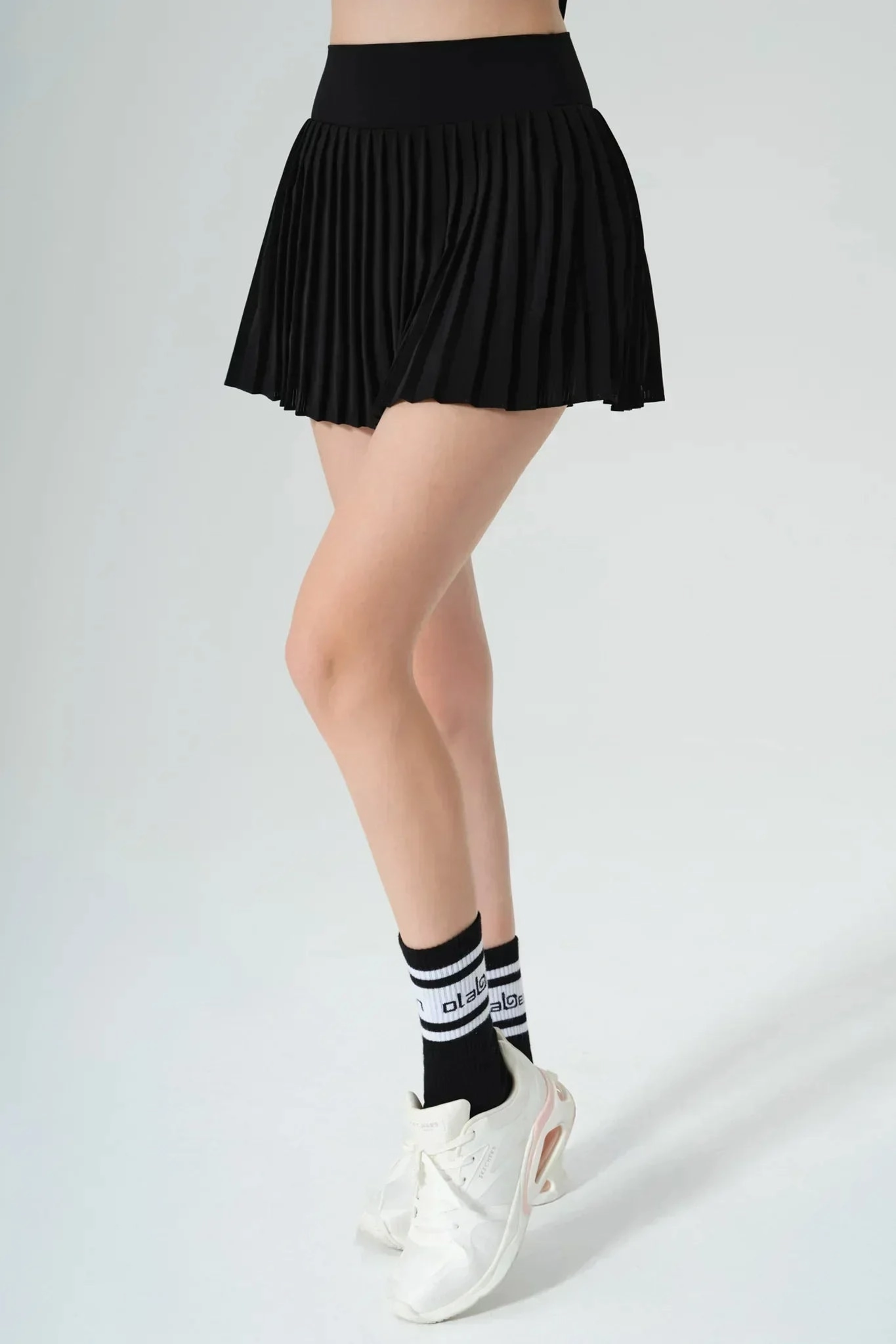 Elite Pleated Skirt - Black Budget - friendly