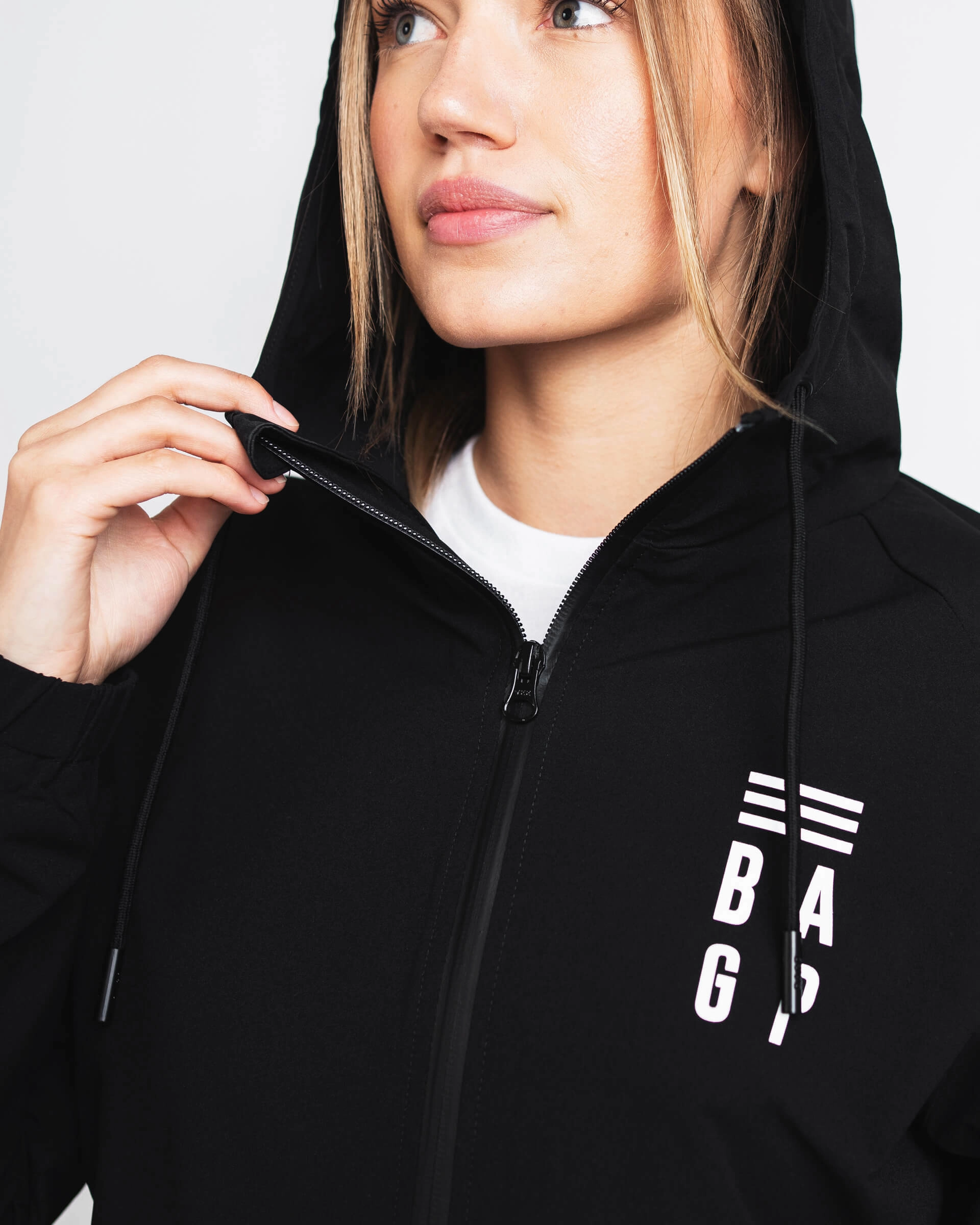 Compact Packable Stowable Hood Signature Windbreaker - Black