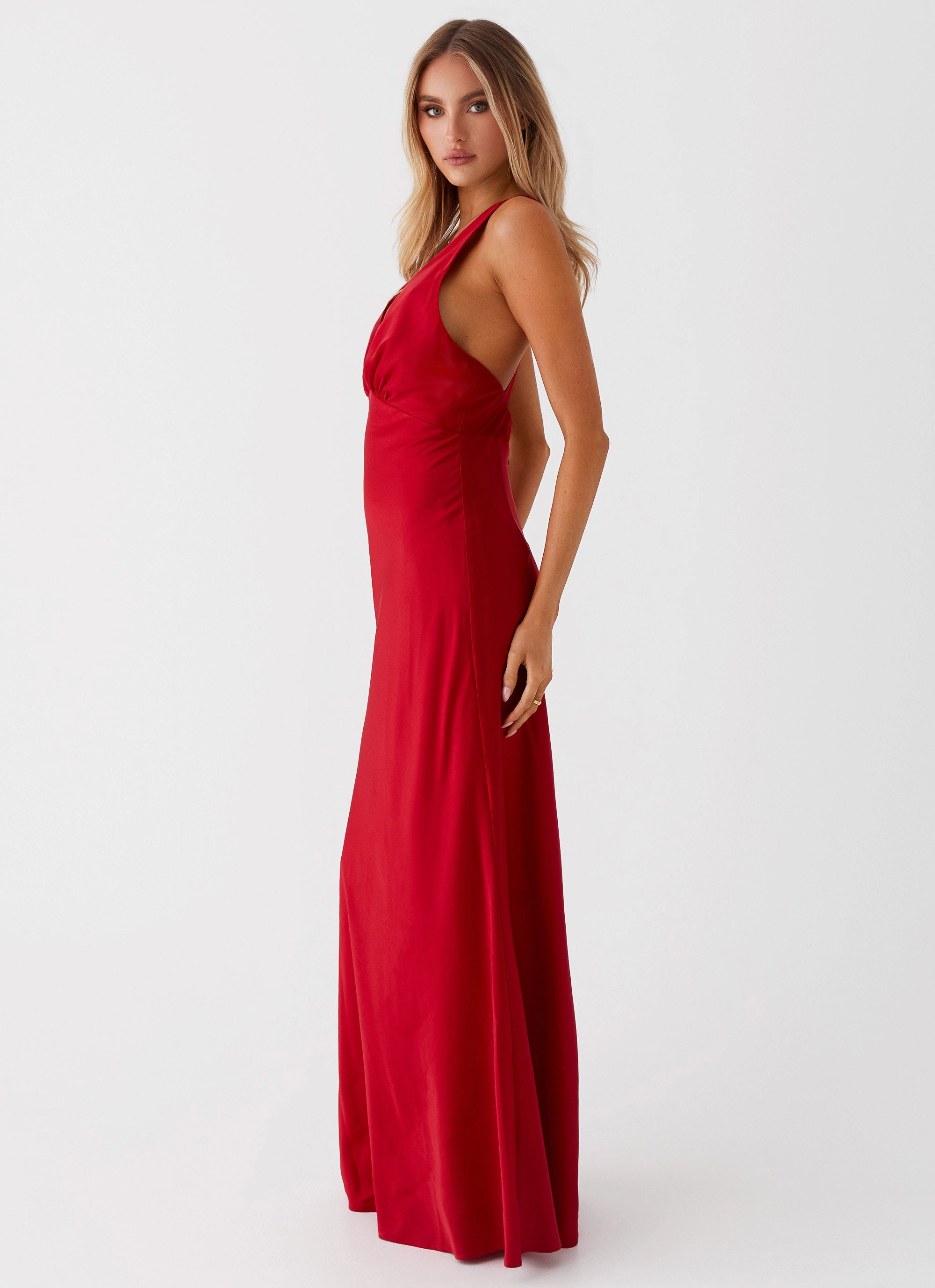 Slyvia Maxi Dress - Red Crisp Texture Vibrant Style
