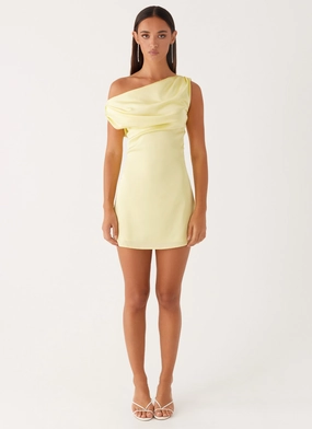museum visit High Cut Heart Of Glass Satin Mini Dress - Yellow