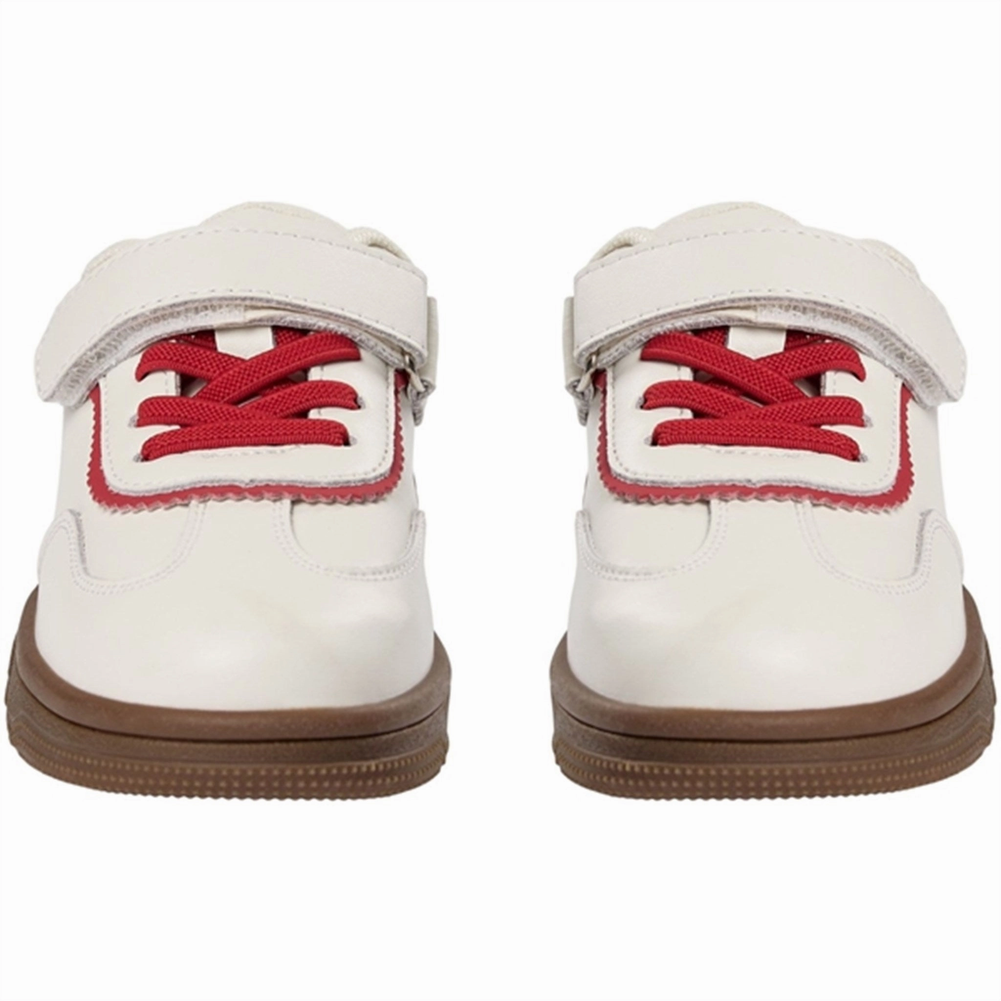 Training Essentials sport tech Sofie Schnoor Off White Shoe