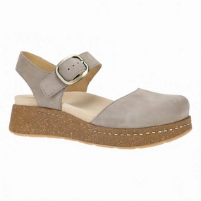 Women Brynlee Waxy Milled Sandal In Taupe Agile