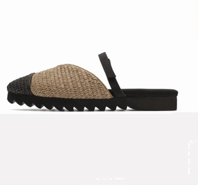 Simple Comfort Walk Simple Footwear Raffy Cap Mules In Natural/black