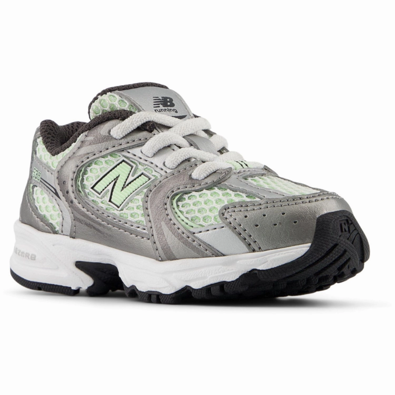 New Balance Dark Silver Metallic New Balance 530 Kids Bungee Lace Weekend Walk Lace Up Closure Systems