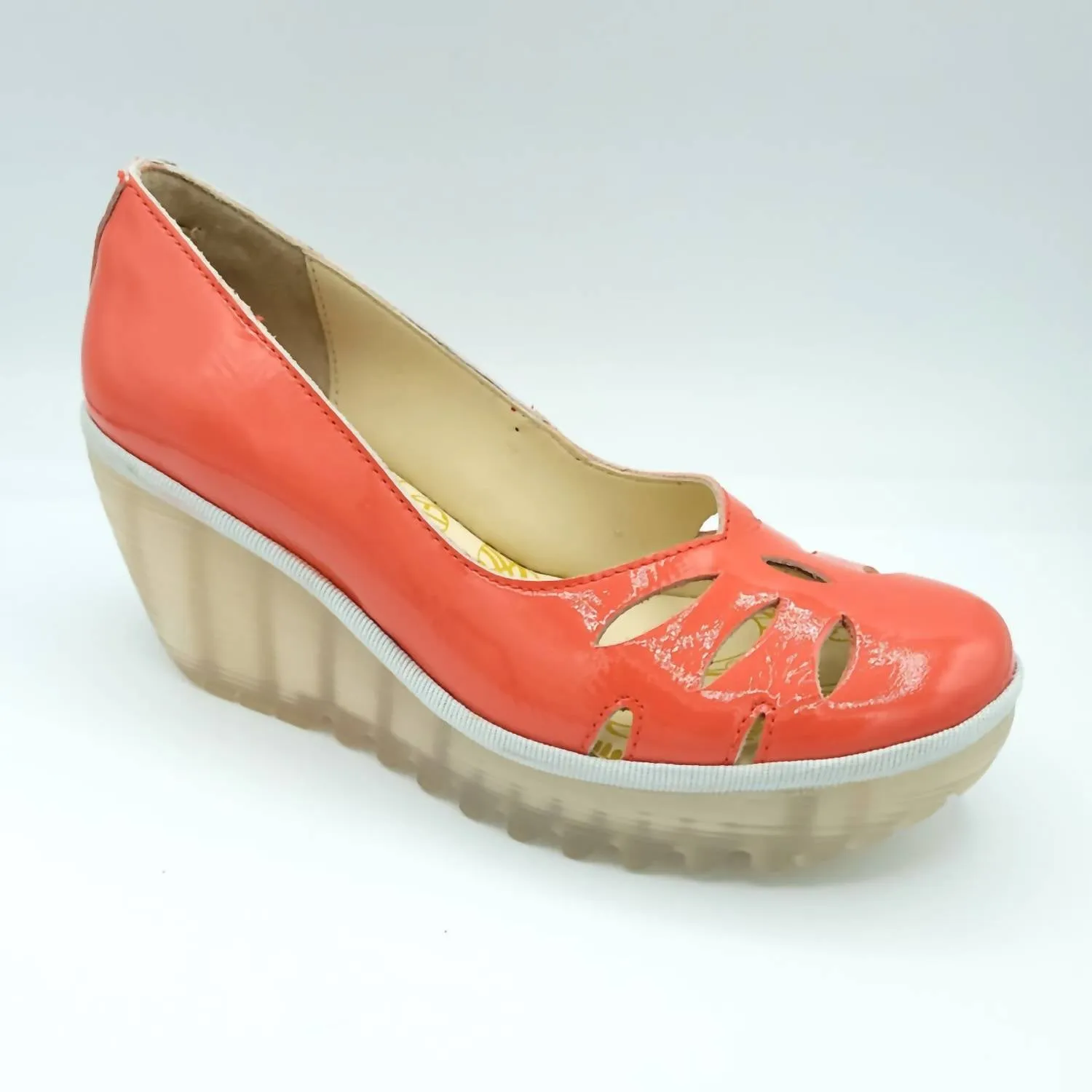 Yubi Wedge In Scarlet Cushioning Midsole Functional Design