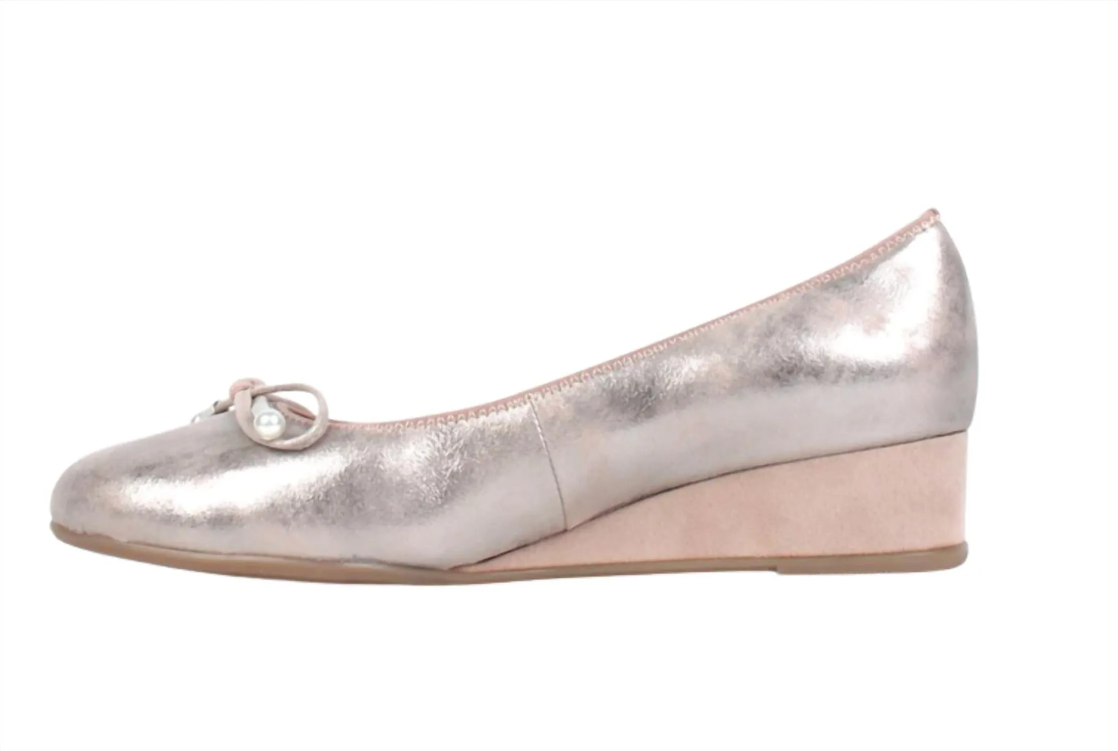 Poolside Look Comfortable Beach Shoes Women's Layne Leather Shoe In Puder