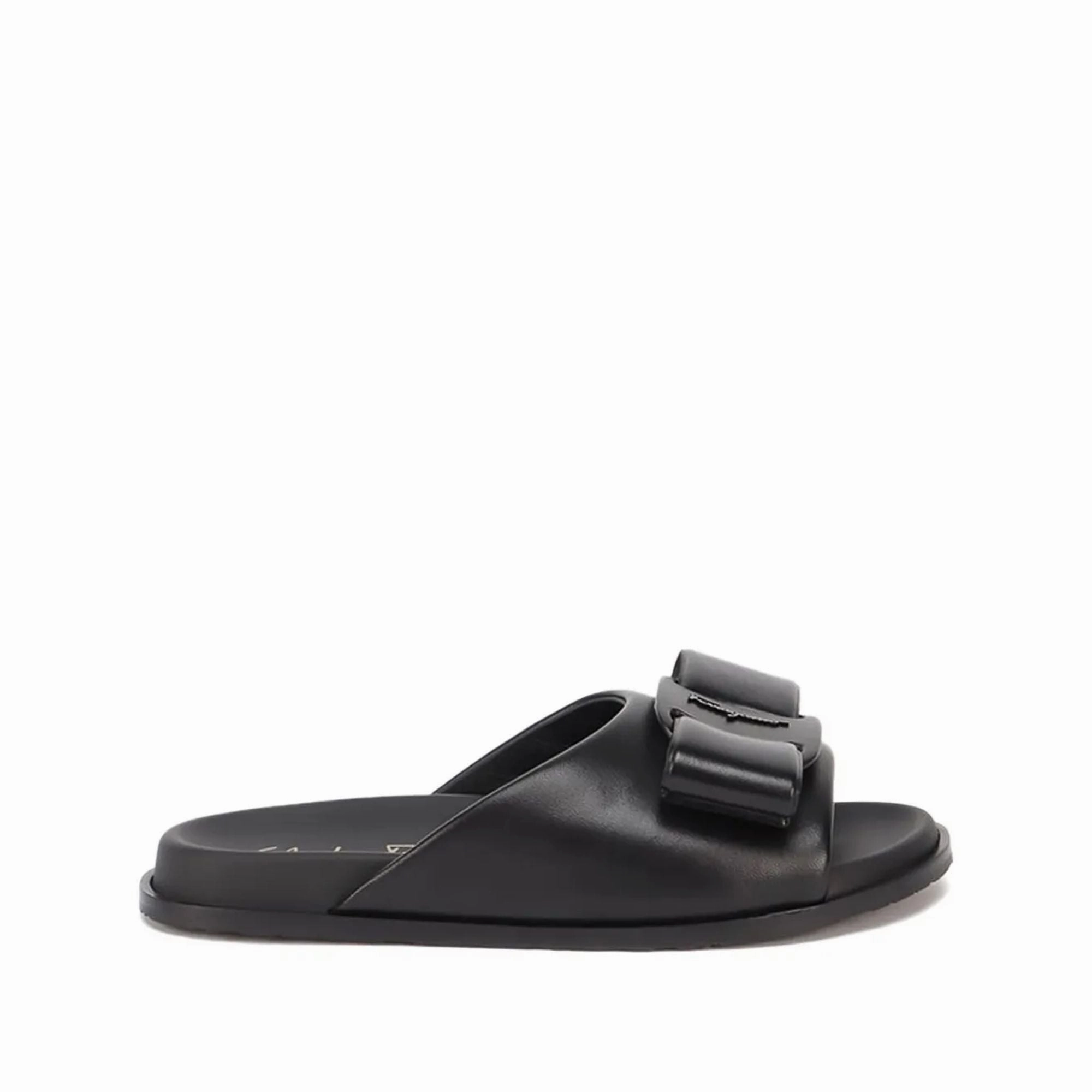 Simple Wear Beach Style Ferragamo Slide