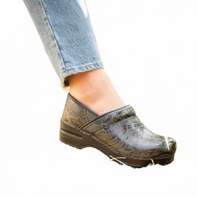 Women's Professional Clog In Black Tooled Indoor Easy To Maintain