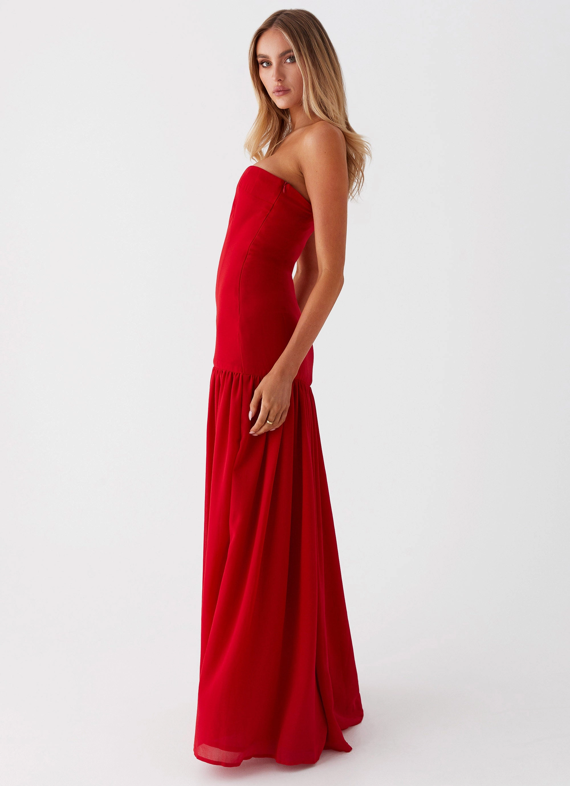 Minimalist Fit Eden Strapless Maxi Dress - Red