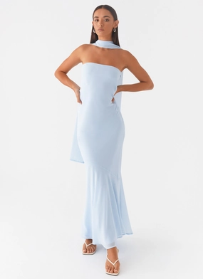 Timeless elegance Under The Pagoda Maxi Dress - Blue