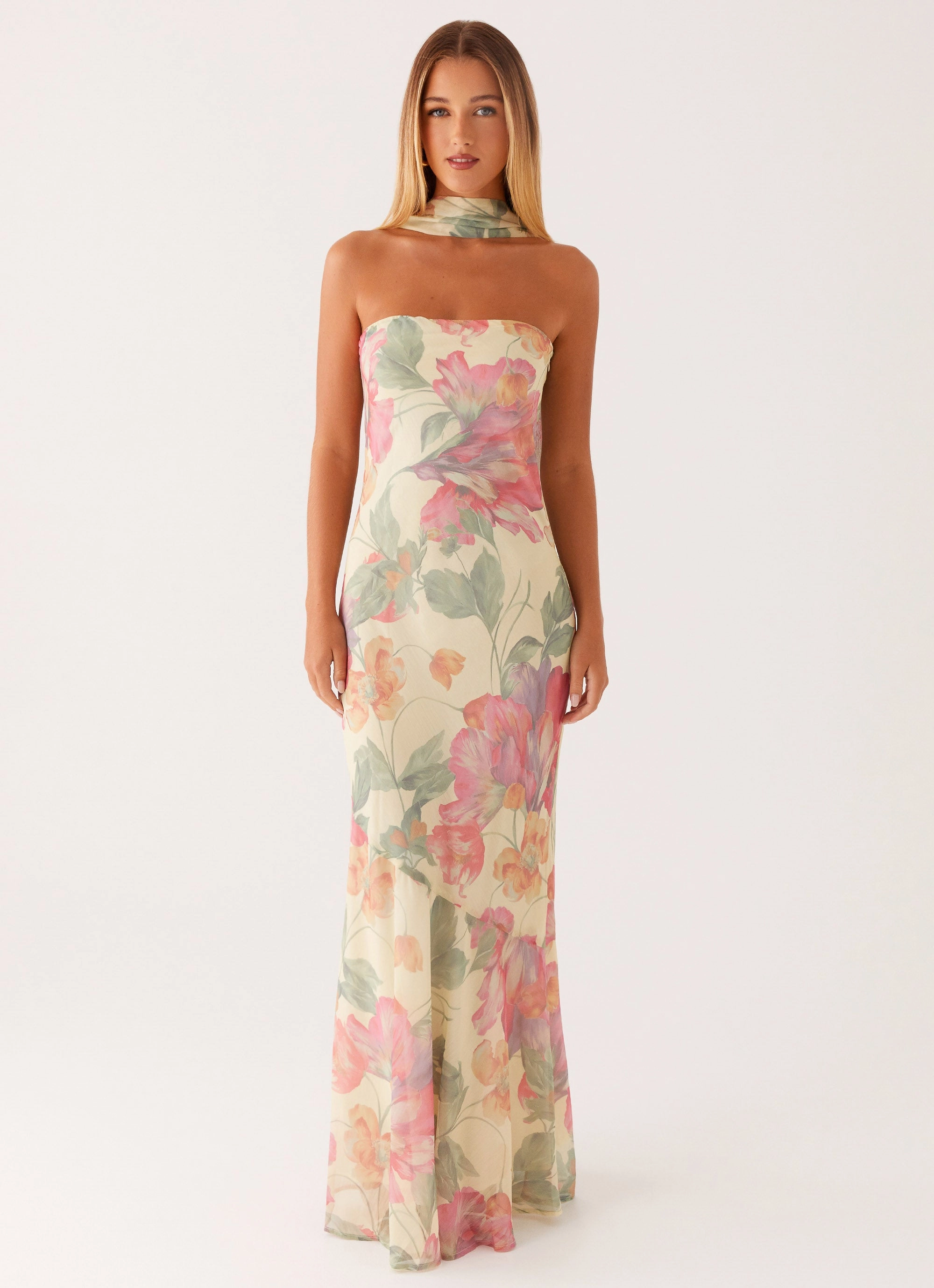 Under The Pagoda Maxi Dress - Yellow Peony Natural Layers Perfect Look