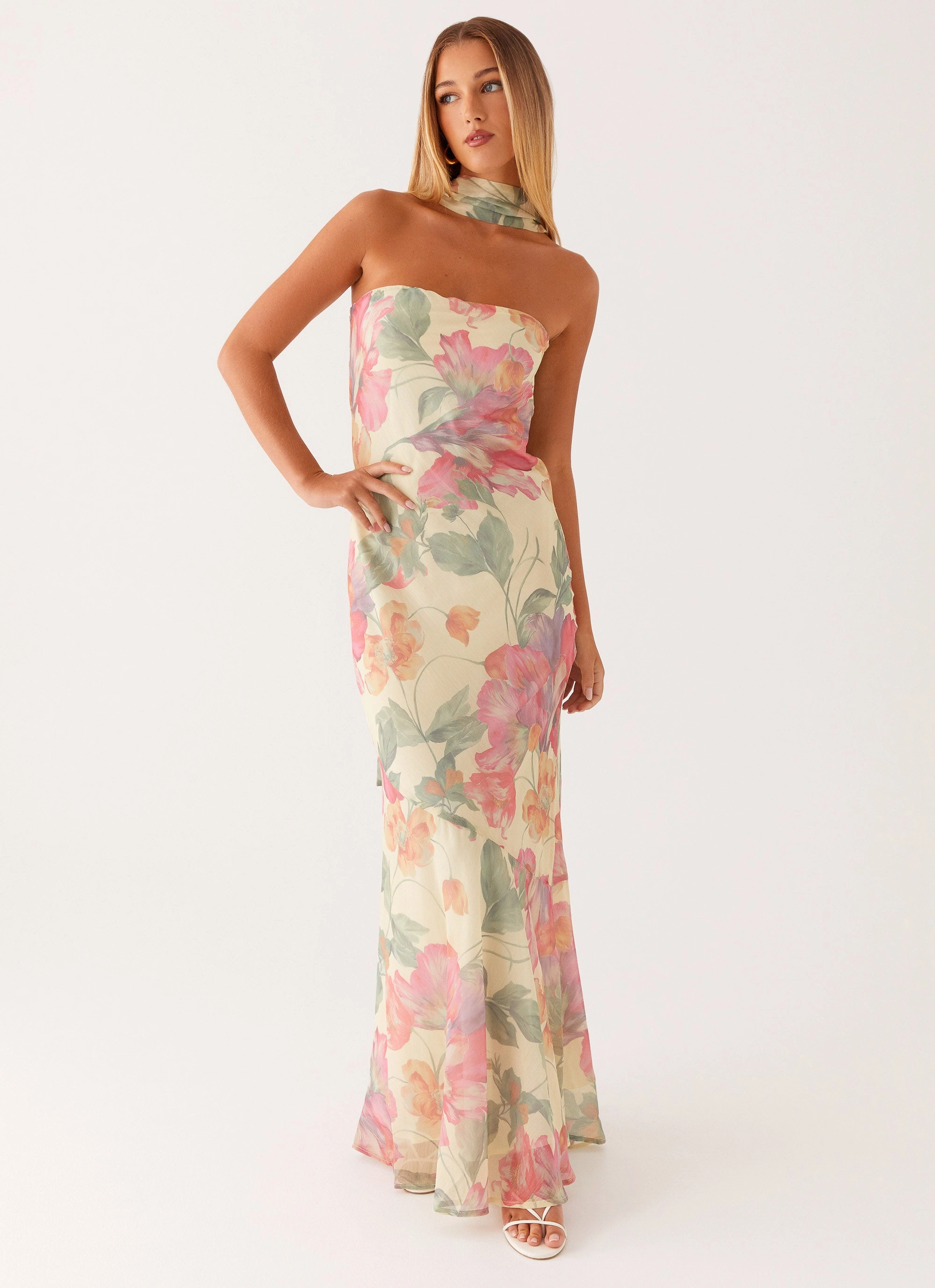 Under The Pagoda Maxi Dress - Yellow Peony High-Fashion