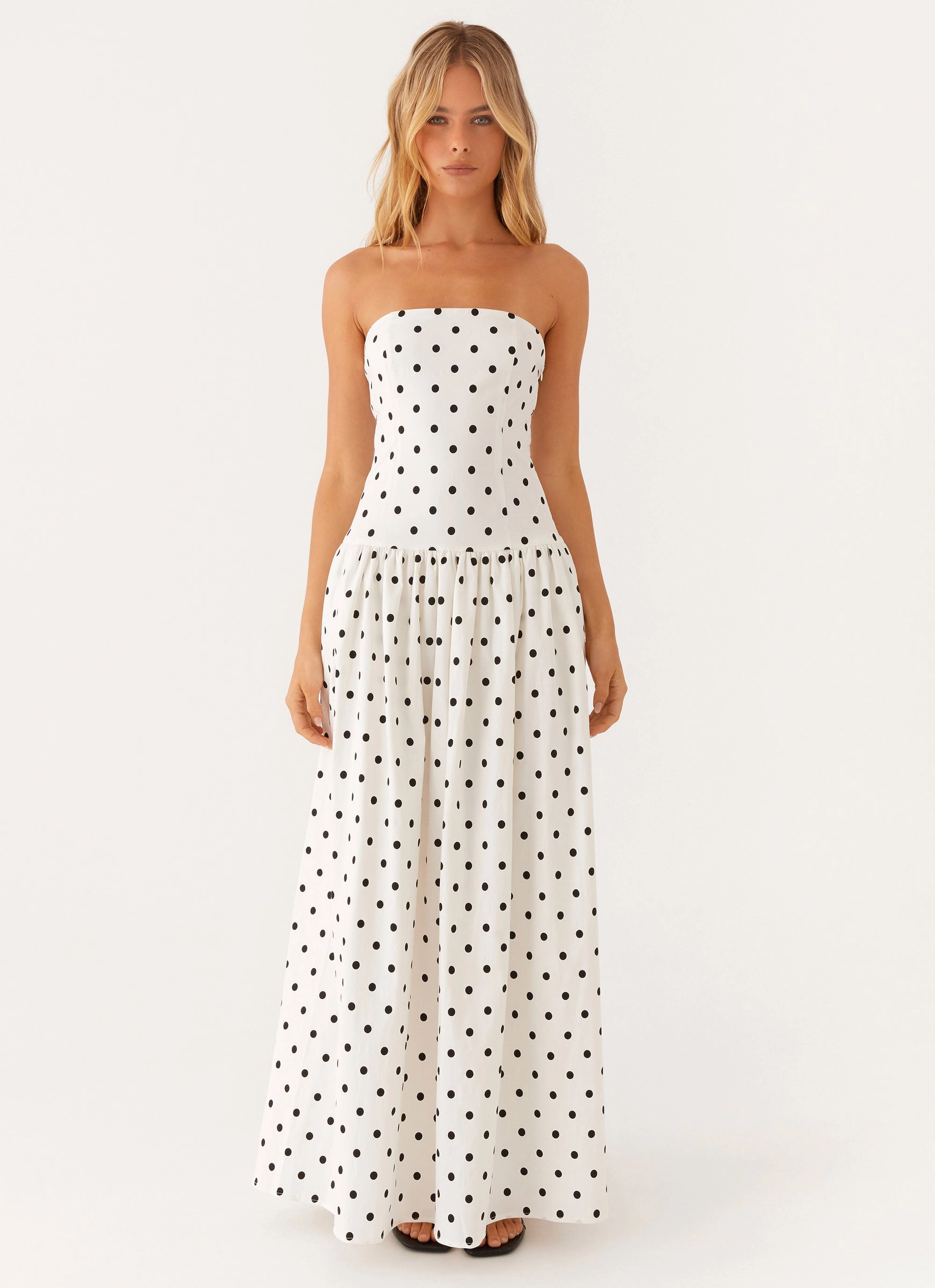 Urban Minimalism Walk Easy Andorra Maxi Dress - White Polkadot