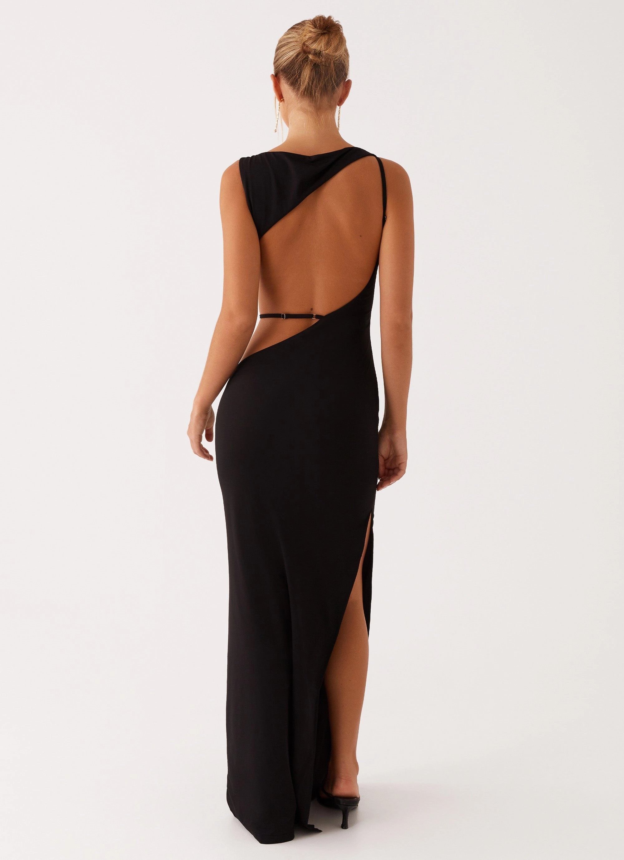 Luxury Feel Magnetic-Closure Sutton Maxi Dress - Black
