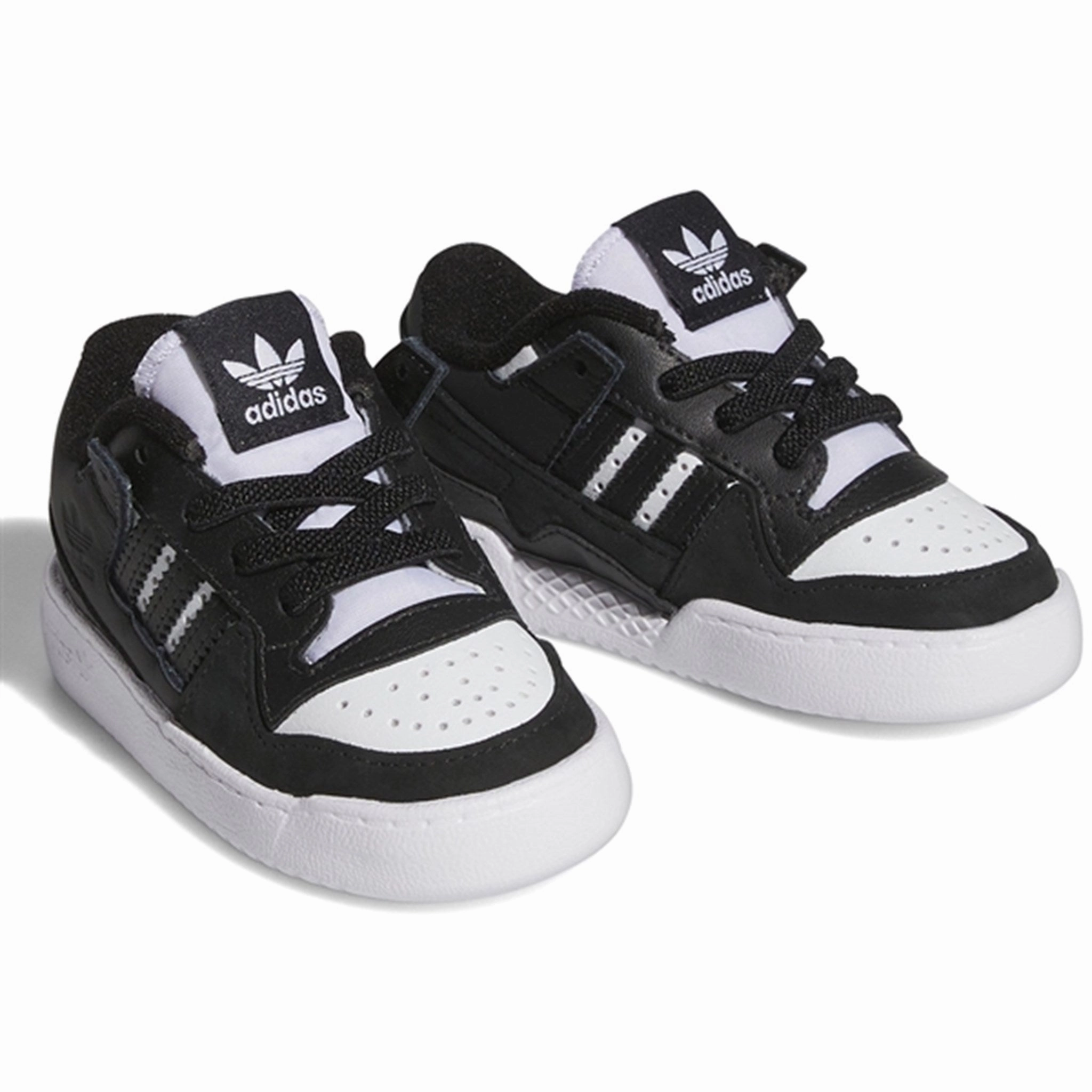 adidas Basketball Forum Low Sneakers Core Black / White Textured Grip Surface Soft Insole