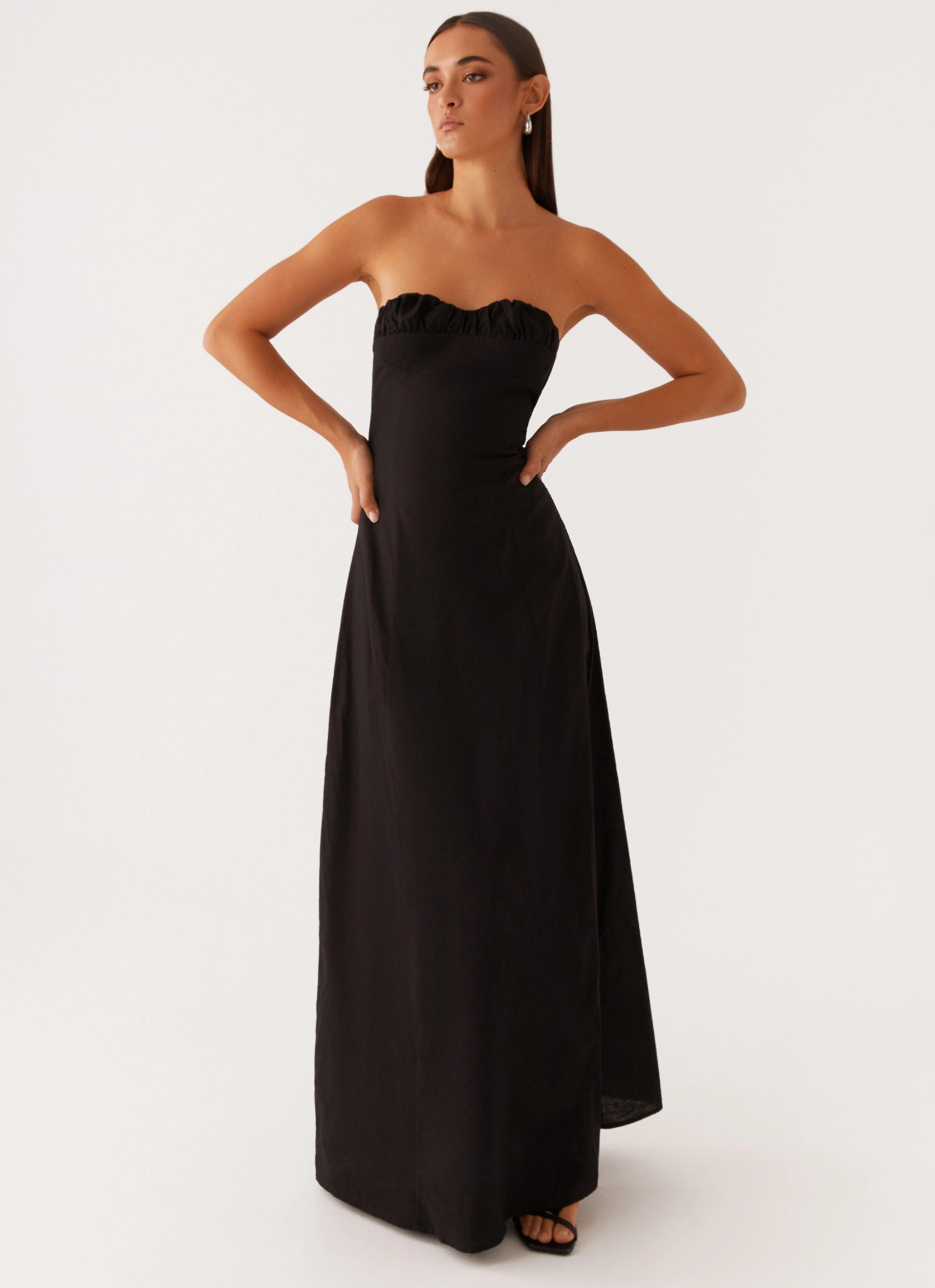 Skin-friendly Seasonal piece Tayla Linen Maxi Dress - Black