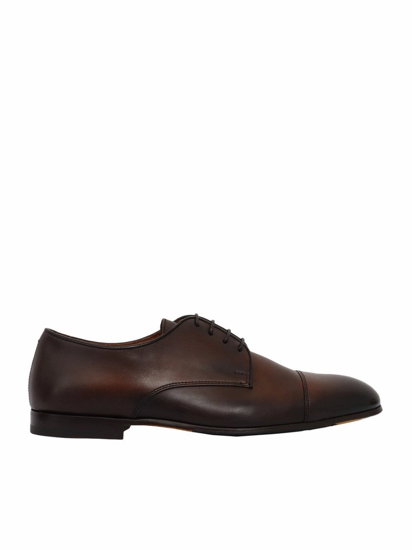 Dust Guard Internal Mobility Classic Cap Toe Derby Shoes