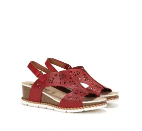 Slim Shape Bonded seams Women Gold Sandal In Texas Carmin