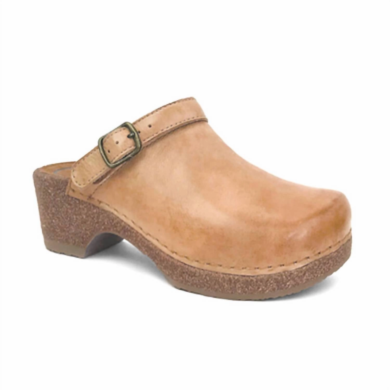 Women's Beckie Cork Clog In Natural Fashionable