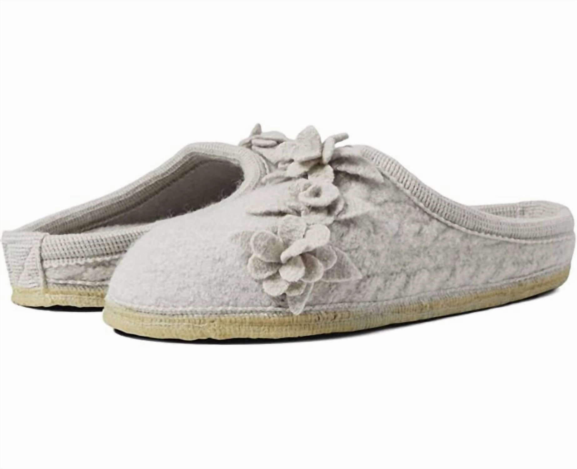 Women's Charisma Clogs In Light Gray Faux Leather Elastic Collar