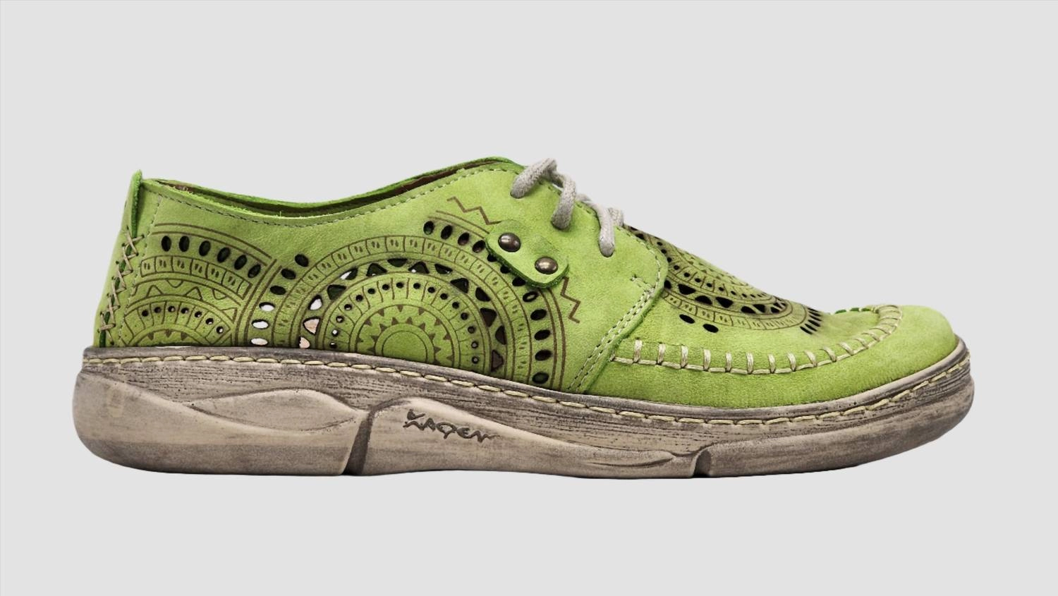 Women's Timeless Low-Top Leather Shoes In Green ShockDispersing