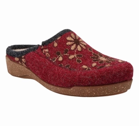 Women's Woolderness 2 Wool Clots In Cranberry Comfort Padding Relaxed Beach Walk