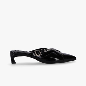 Effortless Slip-Ons Zyra Onix Black Leather Mules